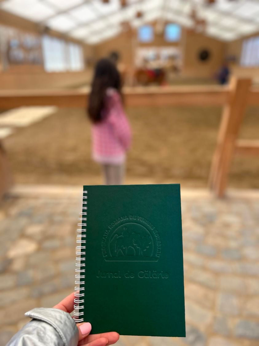 Pachetul micul călăreț – Jurnal de călărie + Lucky Horse