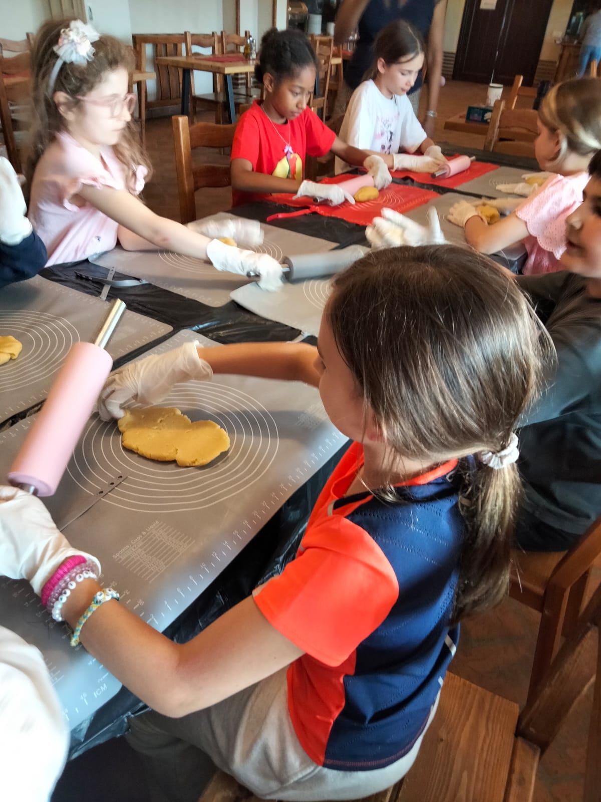 atelier de biscuiti pentru copii